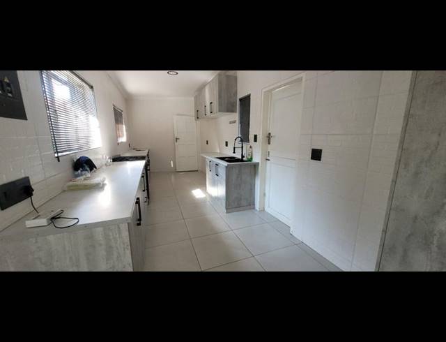 3 BEDROOM HOUSE FOR SALE IN MULBARTON